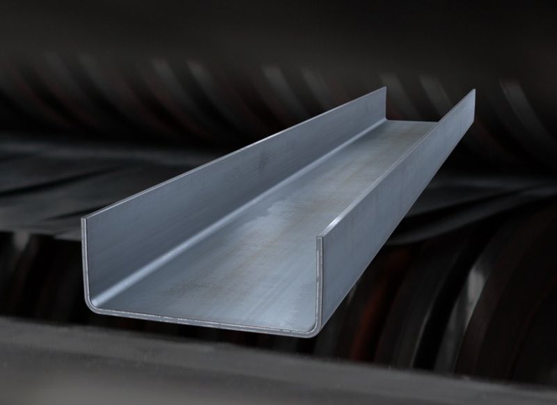 Гнутый швеллер: высококачественный материал для металлоконструкций